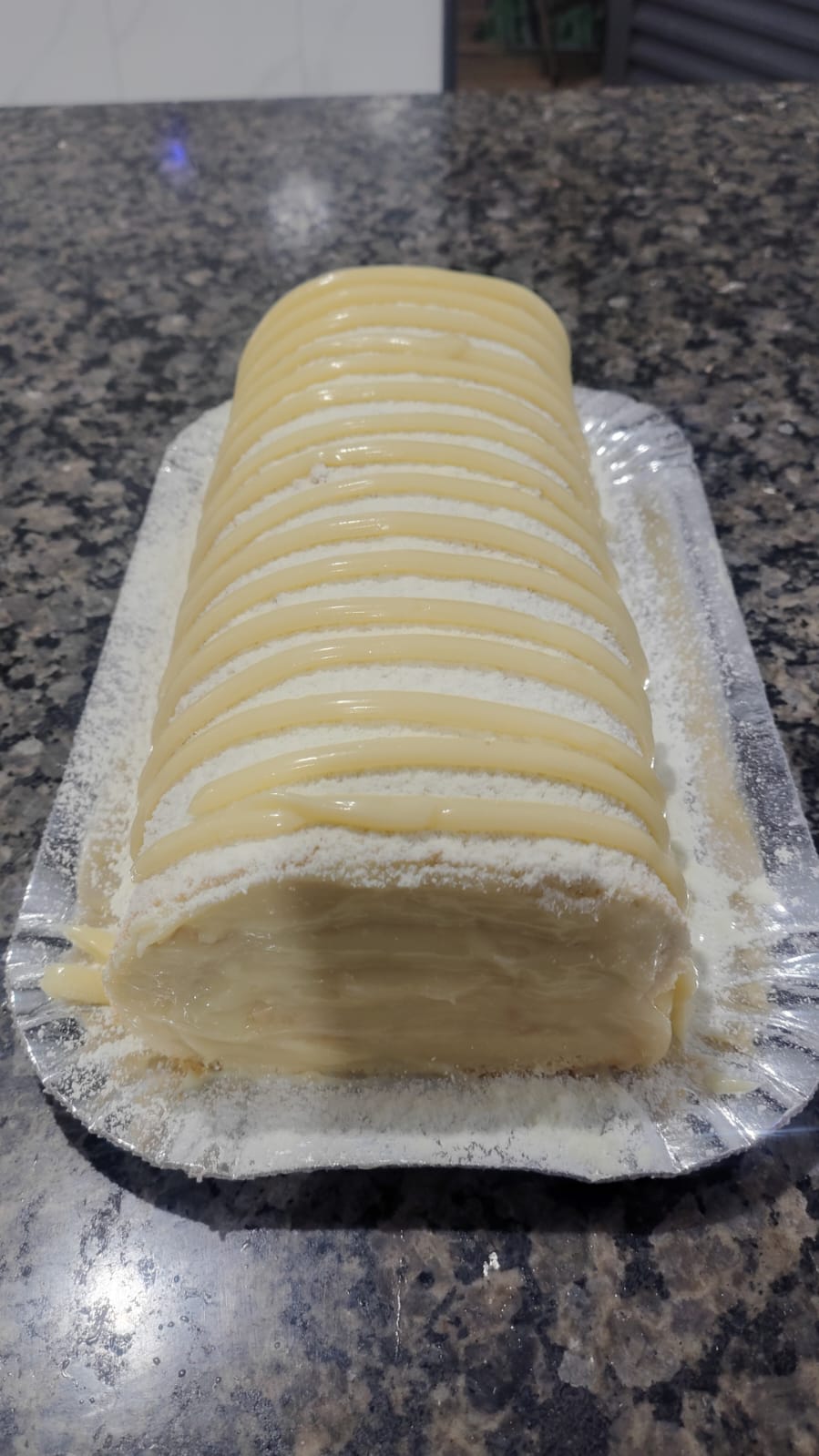 Rocambole Leite ninho Médio