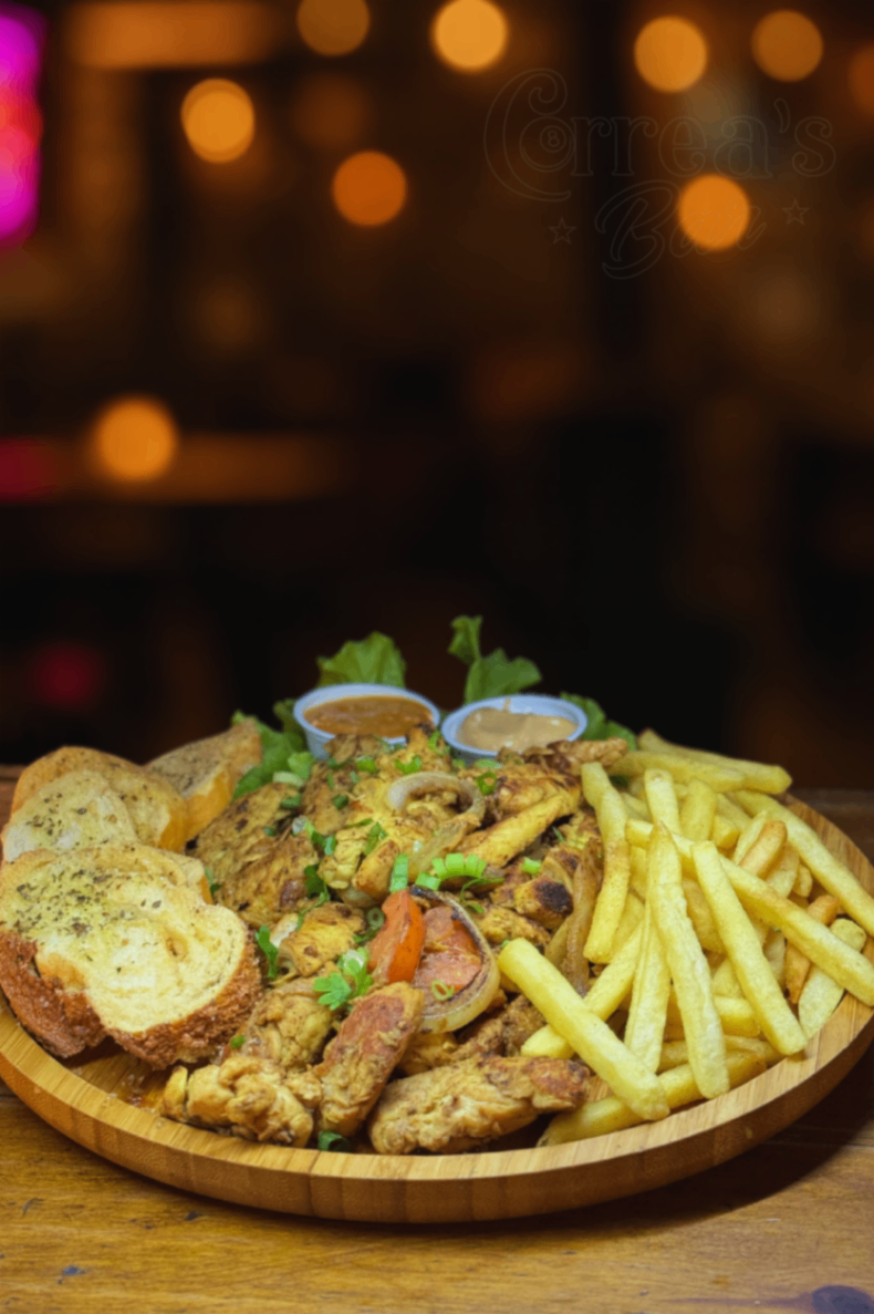 Filé de frango acebolado c/ fritas