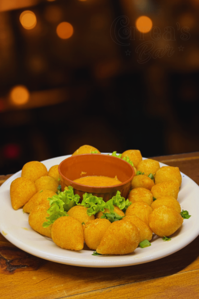 Mini coxinha de frango